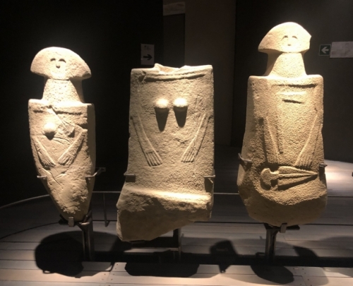 The extradordinary Statue Stele di Lunigiani. Add them to the bucket list.