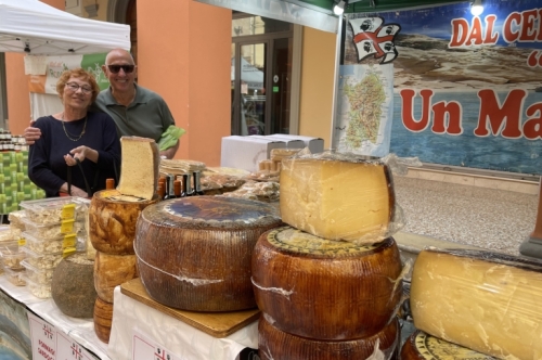 (Tina and Greg stocking up on supplies) 