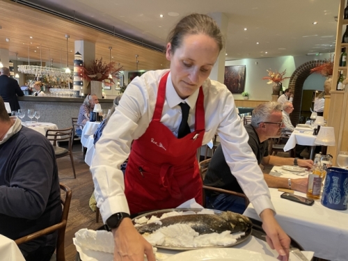 But we pressed on. The salt-encrusted whole sea bass was delicious, and took us back to the last time we'd enjoyed Orata, Queen of the Sea - by the Bay of Poets in Italy. And yes, the dinner was expensive but (we keep reminding ourselves) it was an experience.