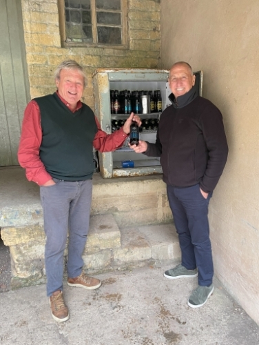 Greg and Mark, our excellent and knowledgeable driver - himself Cotswolds born and bred - proving the system works.