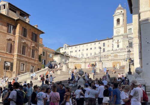 Though the peak summer season had passed, Trevi Fountain, the Spanish Steps and the Pantheon were still drawing the crowds.