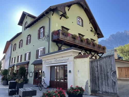 At the station here, the Italian crew leaves the train and the Austrian crew takes over. 