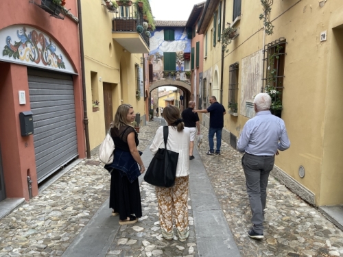 So after enjoying Dozza's outdoor treats, it was back down the hill for a feast of another kind.