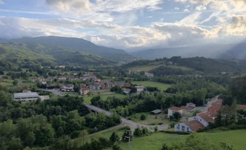 The castle, the village and the restaurant are perched on top of a mountain, with spectacular views to the valley below.
