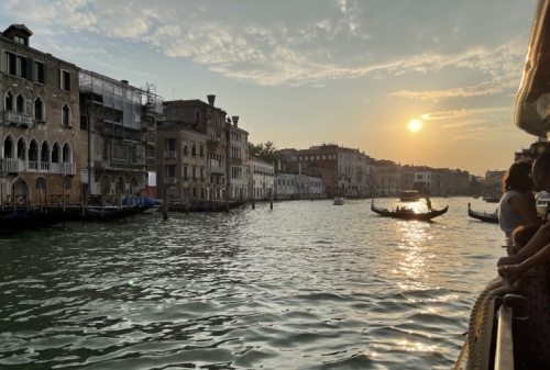 We may not have been part of the Venetian nobility, but our Brenta canal cruise had certainly evoked a sense of what life had been like in the Republic back in the 18th century; elegant, luxurious - and a whole lot of fun. Now, how can we afford one of those Palladian villas ... ?