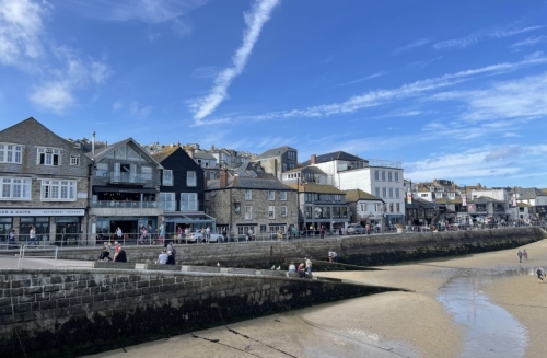 In summer, Cornwall can be full to overflowing with people, and we'd been a bit worried that, even in October, the crowds might be too much.