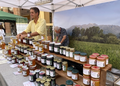 Almost 1500 different honeys were entered this year, from producers in every region in the country.