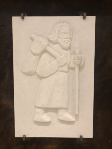 But the town is also famous for its travelling booksellers. From the 16th century, bookselling became a family tradition here, and businesses were handed down through generations. Today many bookshops in northern and central Italy can trace their roots back to Pontremoli's travelling booksellers.