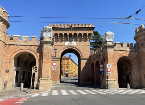 Porta Saragozza - one of ten remaining city gates (rebuilt in the 1600s).