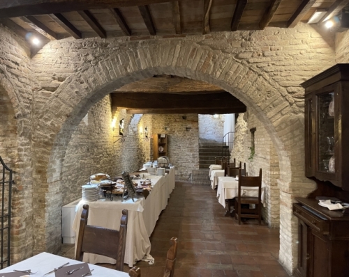 The breakfast room downstairs ...