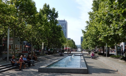 Arriving into Dresden it immediately 'feels' like you're in Germany - things seem nicely structured  and ordered