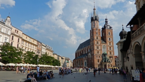 On the other side of Cloth Hall, the 14th century St Mary’s Basilica