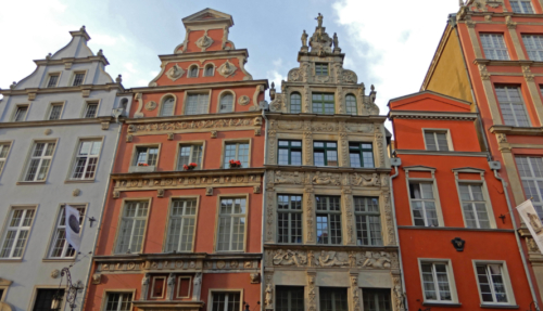 The Dutch left their mark; it's why Gdansk looks a lot like Copenhagen, and  even a bit like Amsterdam (the buildings are tall and narrow because land tax was paid on street frontage - the wider the house, the higher the tax)