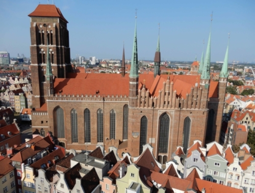 At the top end of Mariacka you find St Mary's Church - ask any local and they'll tell you it's the world's largest brick cathedral