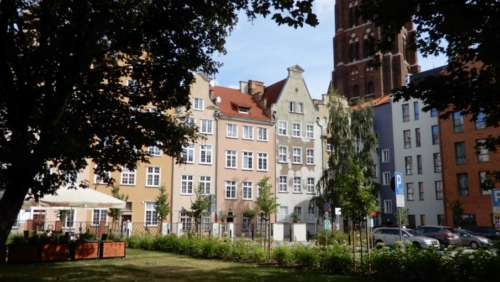 We stayed in a little house right in the centre of the old town - it's the pink house with the red roof there in the middle