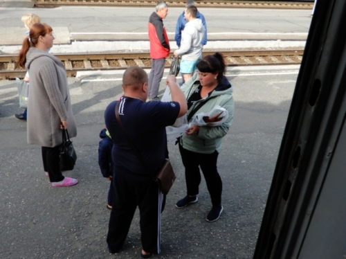 Sometimes a stop of half an hour or so provided an opportunity to stretch the legs, or buy some more dried fish; enterprising local women are always ready and waiting with supplies for sale