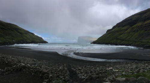 Tjørnuvík beach - pre waffles