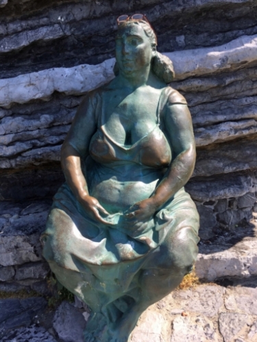 Apart from this fabulous woman; 'Mater Natura' (Mother Nature), a sculpture by Lello Scorzelli, sits above the grotto overseeing all