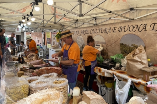 And the taralli (delicious biscuity snacks - this man was selling the best we've ever tasted), and the salumi ...