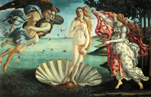 It's said Fezzano was the birthplace of Italian noblewoman, Simonetta Cattaneo (1453-1476); Botticelli is thought to have been so struck by Simonetta's beauty he created his masterpiece 'The Birth of Venus' in her likeness
